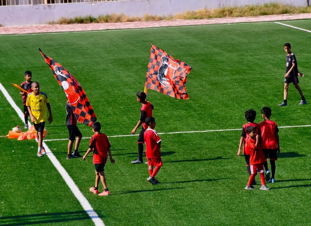 جانب من تدريبات أكاديمية نادي الصقور الرياضي