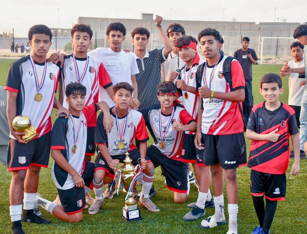 جانب من تدريبات أكاديمية نادي الصقور الرياضي