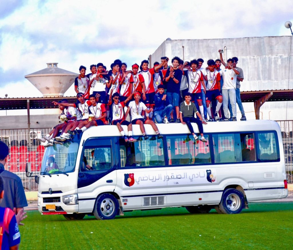 جانب من تدريبات أكاديمية نادي الصقور الرياضي